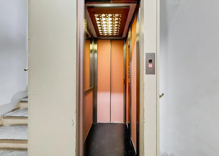 Testaccio Patty Flat